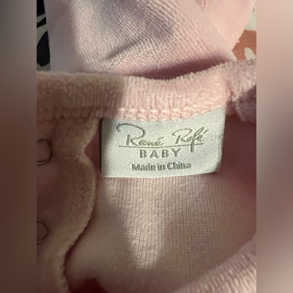 Rene Rofe baby, pink sleeper, hi, I’m new here, size 3-6 - Picture 5 of 6